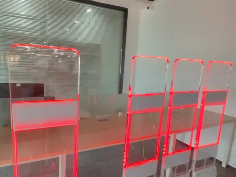 YL-GT100透明立式RFID通道门禁红色告警灯展示